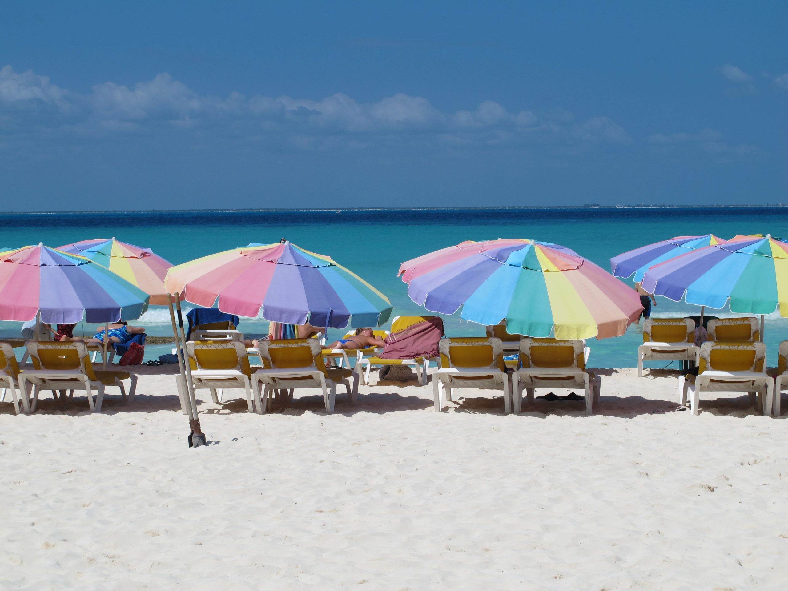 Isla Mujeres Beach Clubs